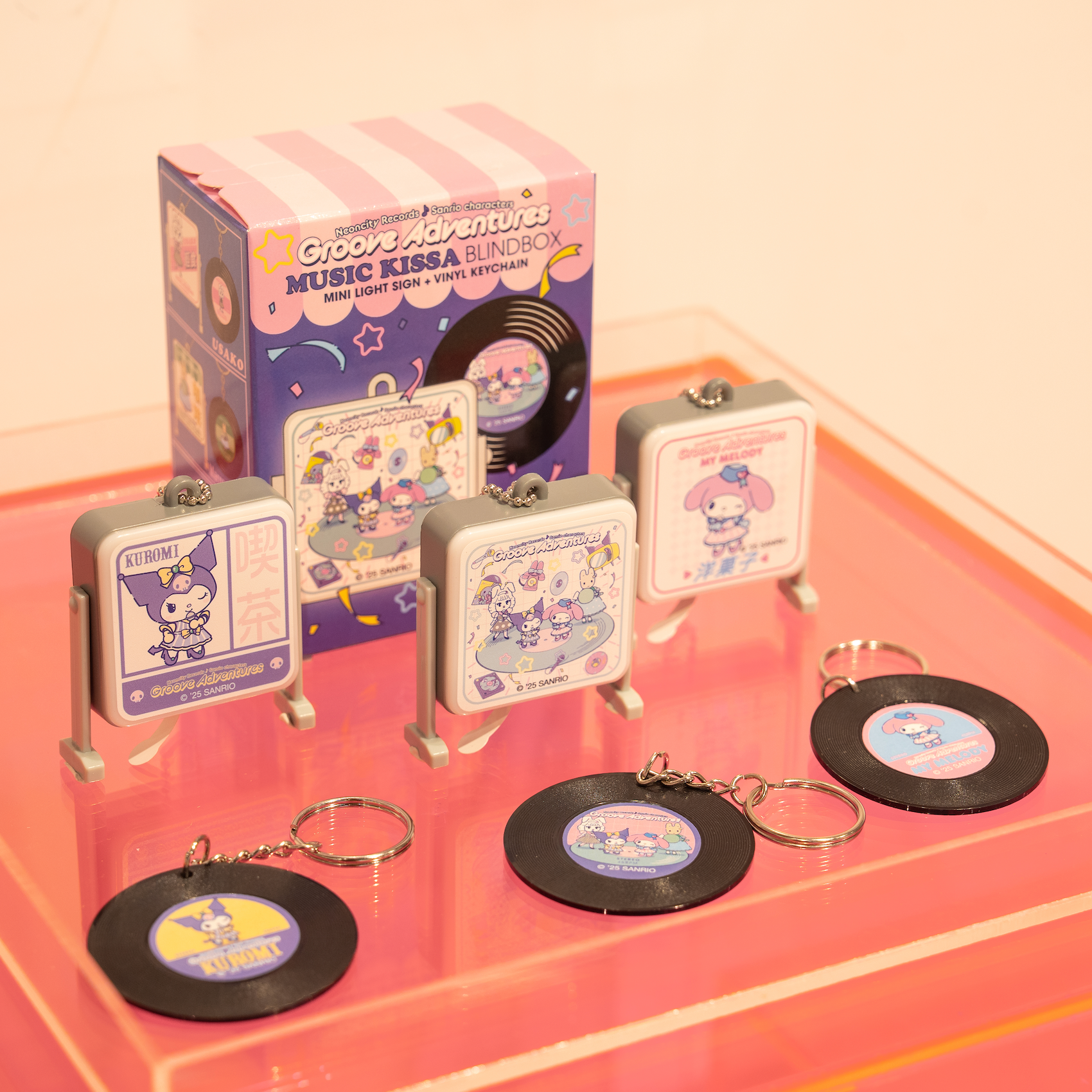 Neoncity x Sanrio Exclusive 80s Music Music Kissa Blind Box - Neoncity Records